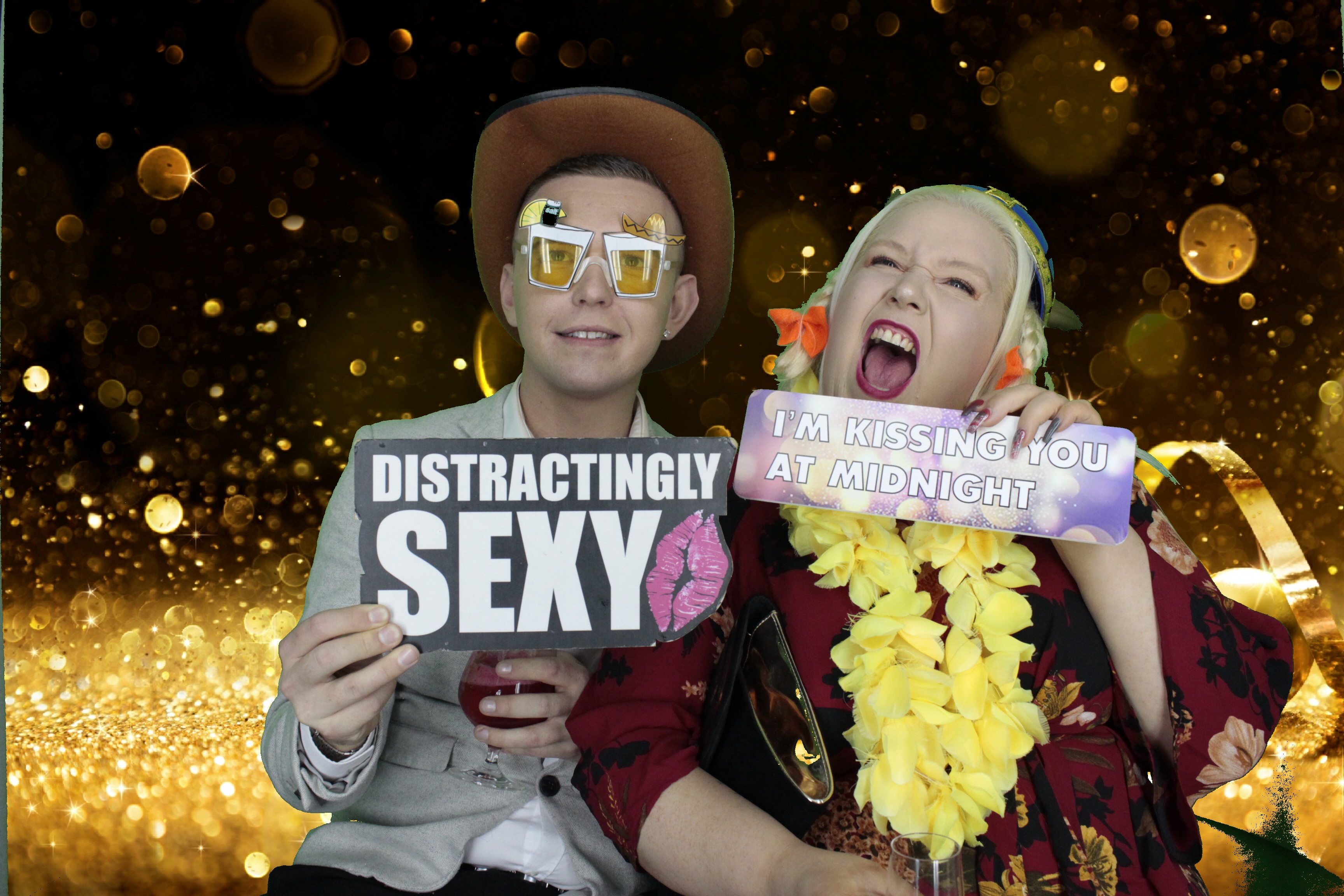 The Sussex Exchange New Years Eve | View more photos from the event at gallery.myphotoboothexperience.co.uk/u/MyPhotoBoothExperienceLtd/The-Sussex-Exchange-New-Years-Eve